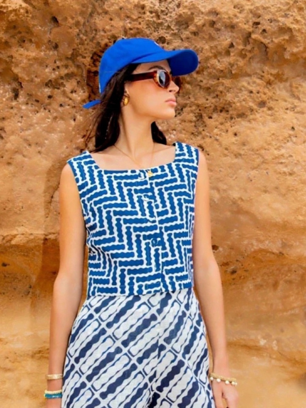Vrg Grl Geometric Crop Top in Blue & White AUS Size 8 Like New